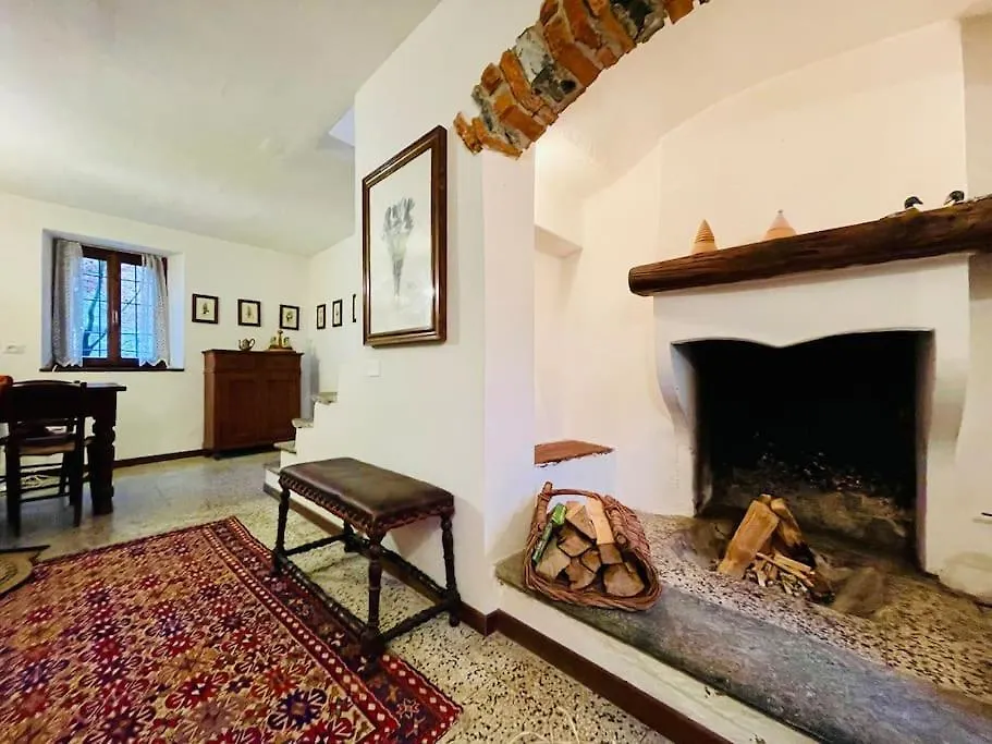 Fantasti-Casa Al Lago Colonno Ferienhaus